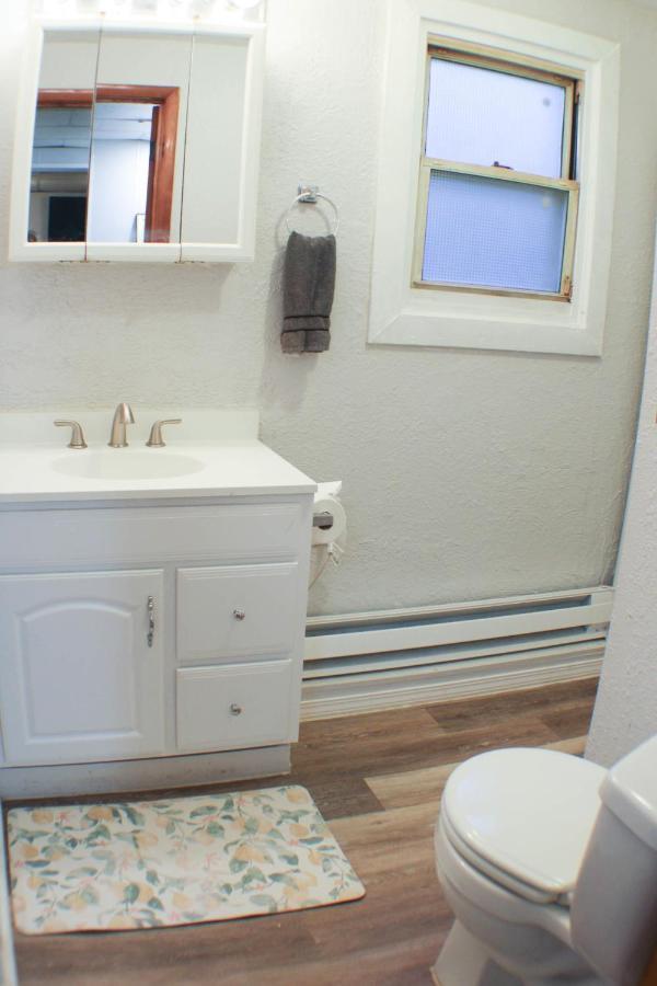 California Ave - 2 Bedroom - Home Away From Home! Pittsburgh Extérieur photo