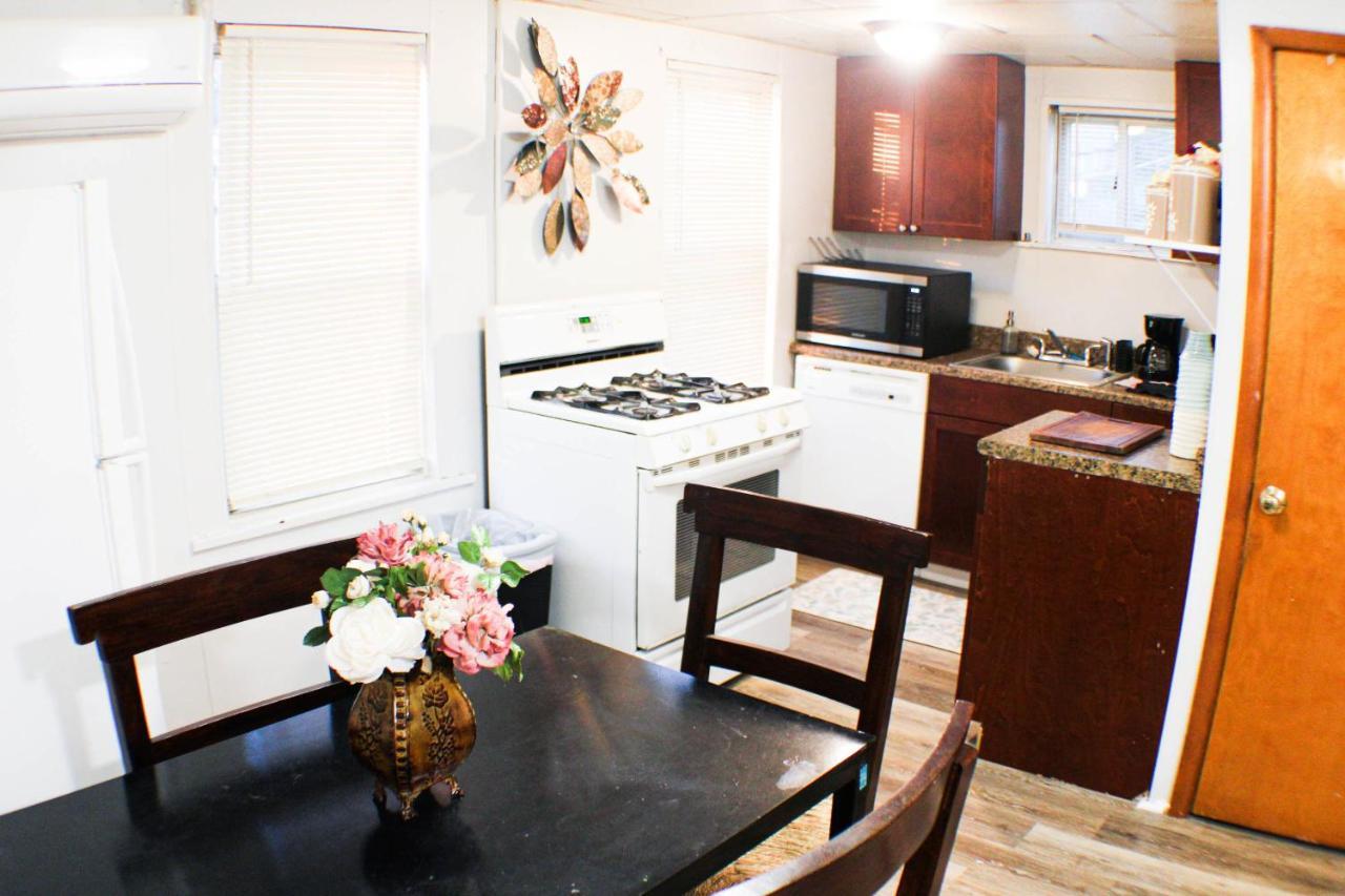 California Ave - 2 Bedroom - Home Away From Home! Pittsburgh Extérieur photo