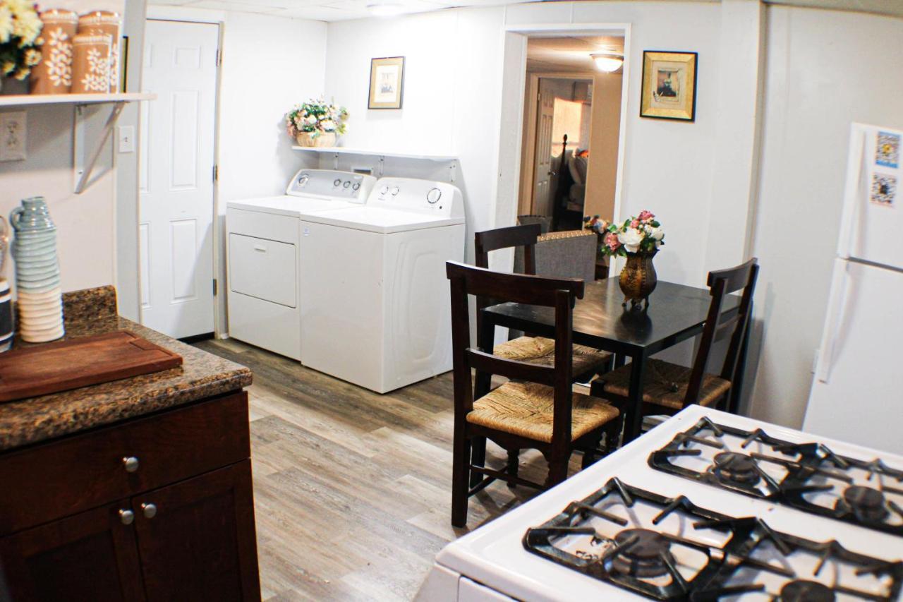 California Ave - 2 Bedroom - Home Away From Home! Pittsburgh Extérieur photo